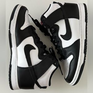 Women’s Nike Dunks